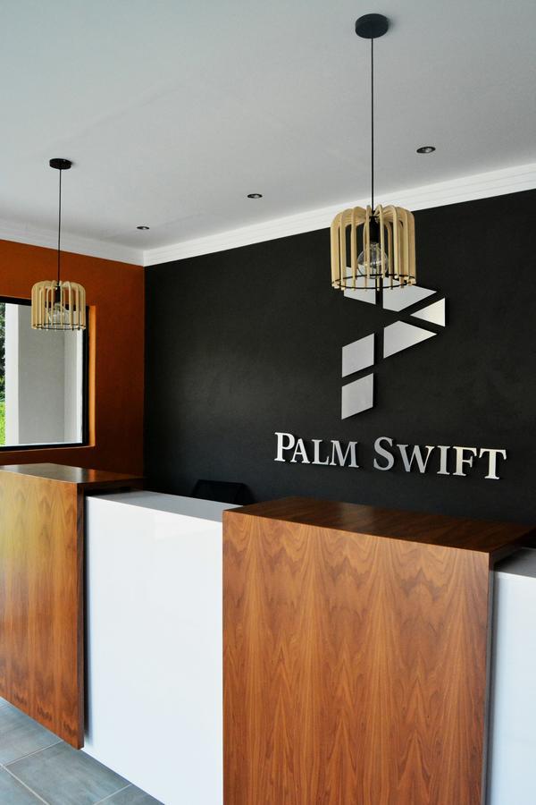 Palm Swift Luxury Accommodation Brits Eksteriør billede